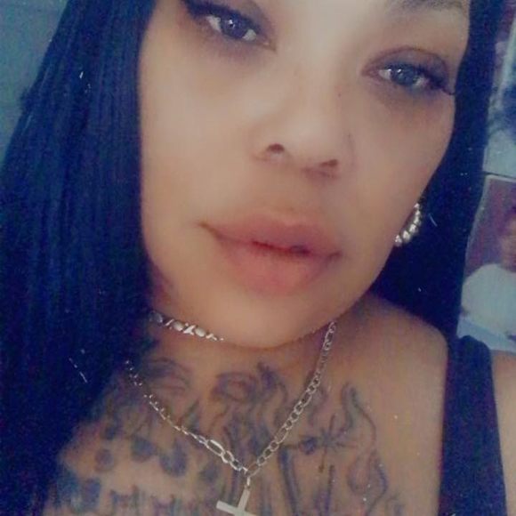 Meet your Posher, Melissa - Picture 1 of 1